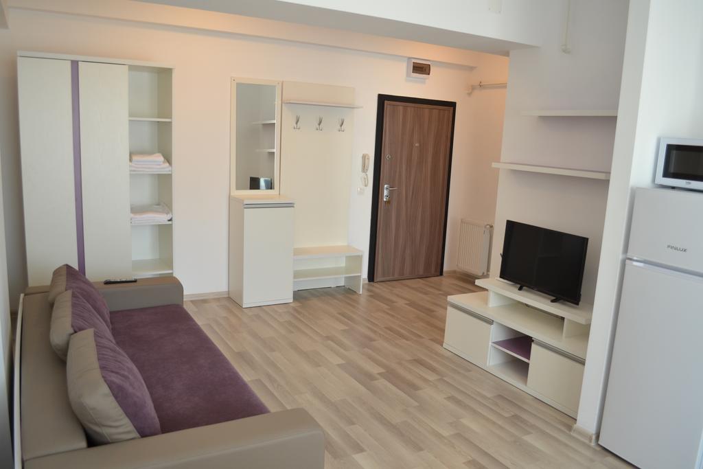 Apartament Antonia Summerland Мамая Екстериор снимка