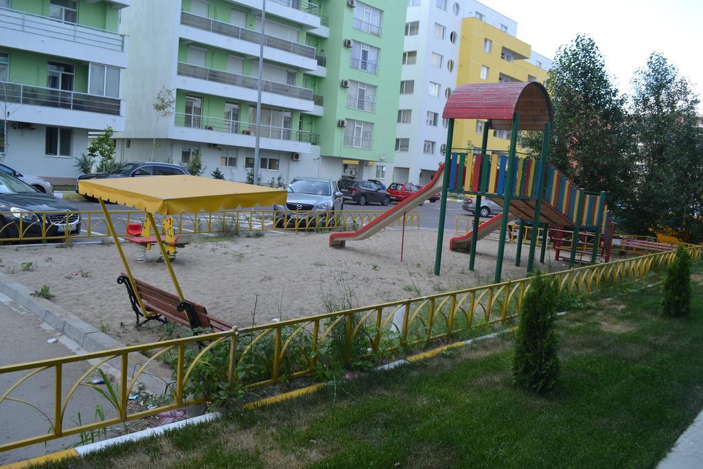 Apartament Antonia Summerland Мамая Екстериор снимка