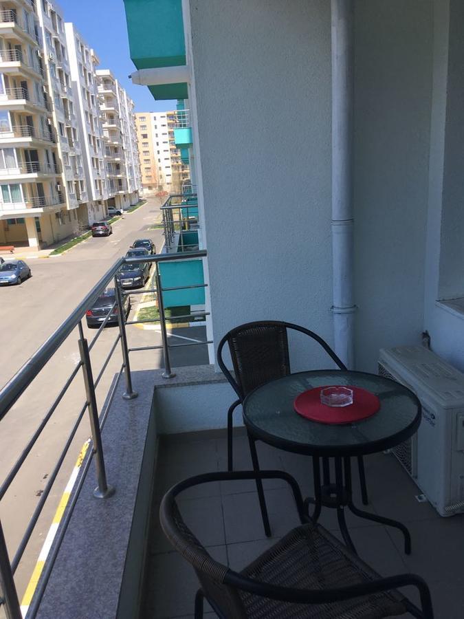 Apartament Antonia Summerland Мамая Екстериор снимка