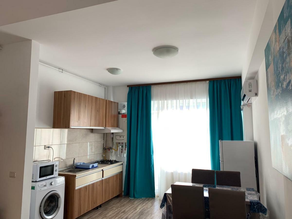 Apartament Antonia Summerland Мамая Екстериор снимка