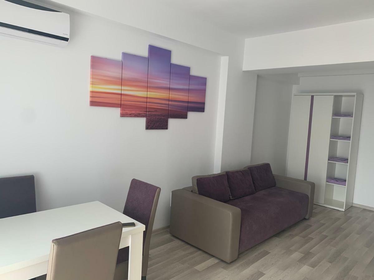 Apartament Antonia Summerland Мамая Екстериор снимка