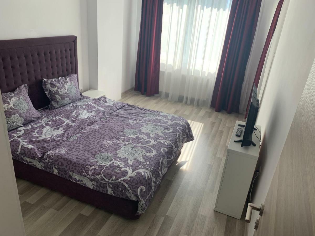 Apartament Antonia Summerland Мамая Екстериор снимка