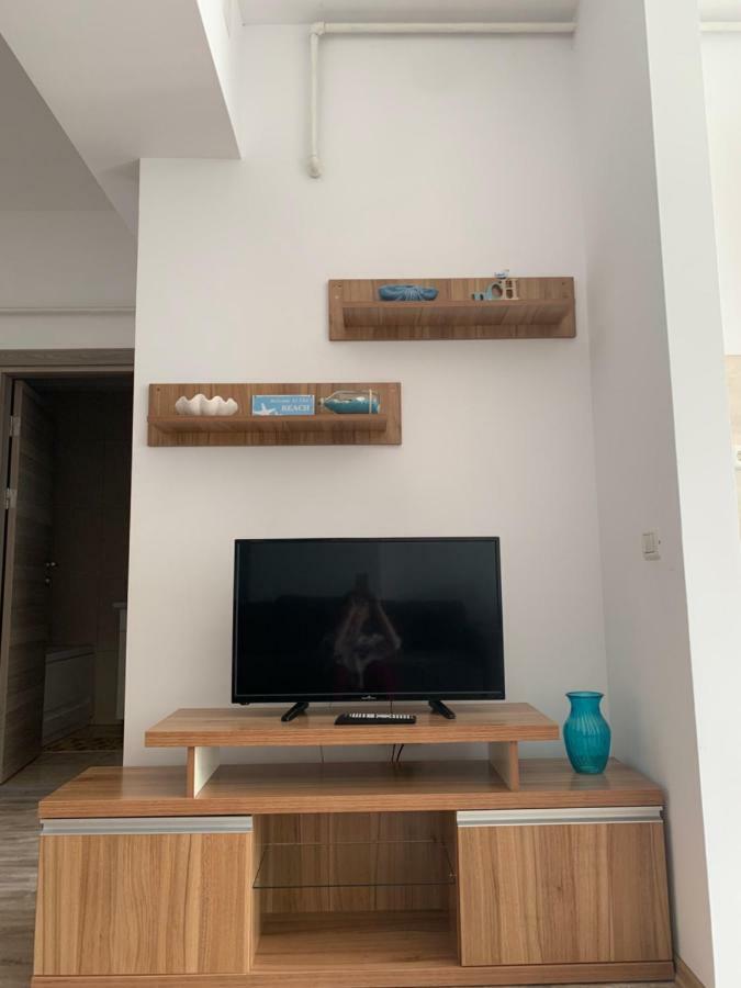 Apartament Antonia Summerland Мамая Екстериор снимка